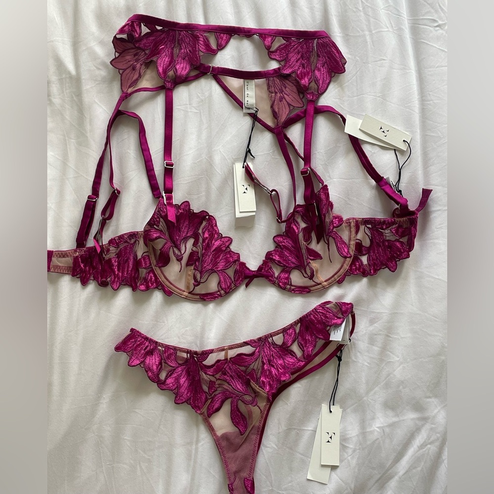 Fleur Du Mal Lily Full Set NWT $354